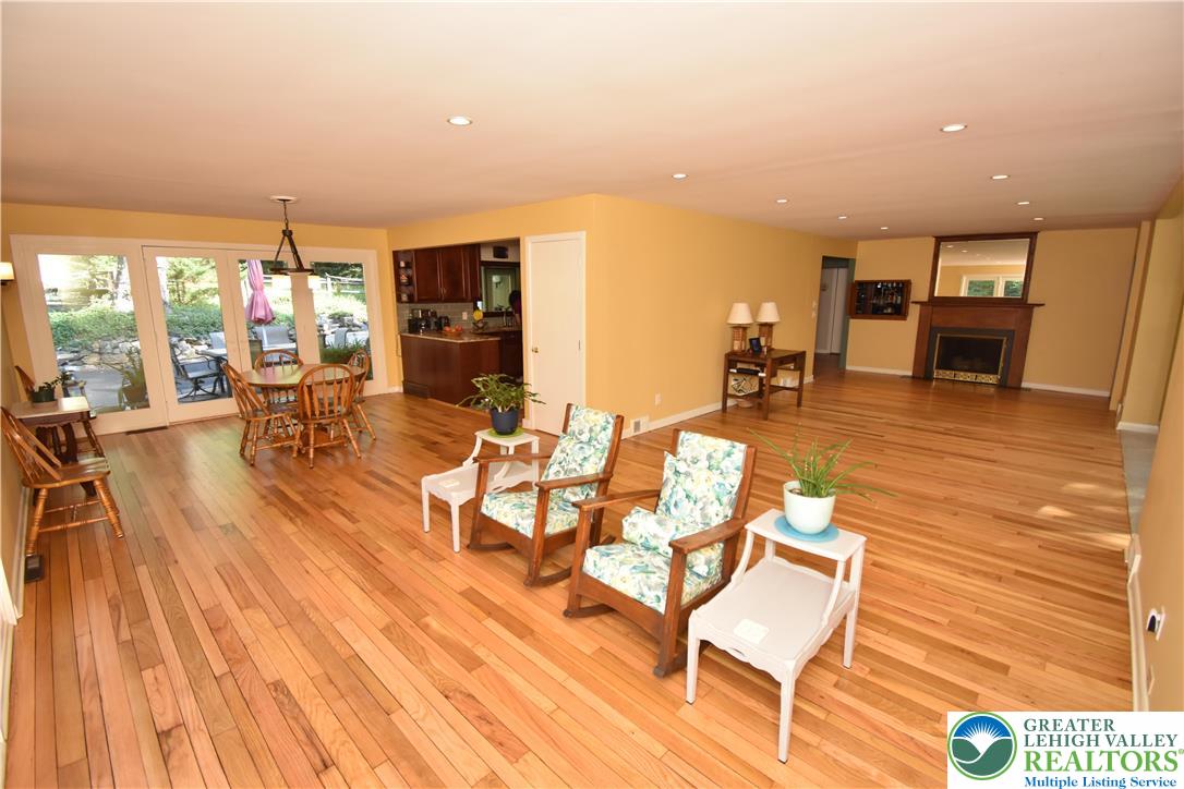 309 West Wayne Avenue