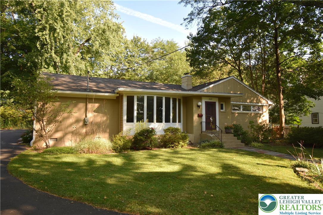 309 West Wayne Avenue