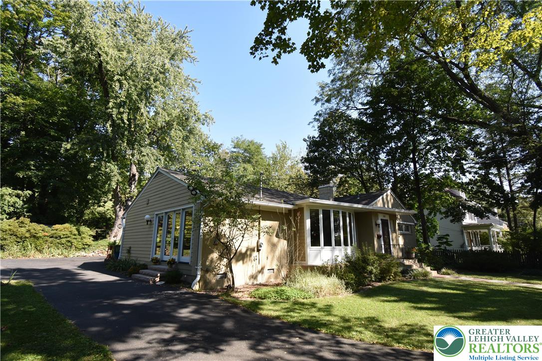 309 West Wayne Avenue