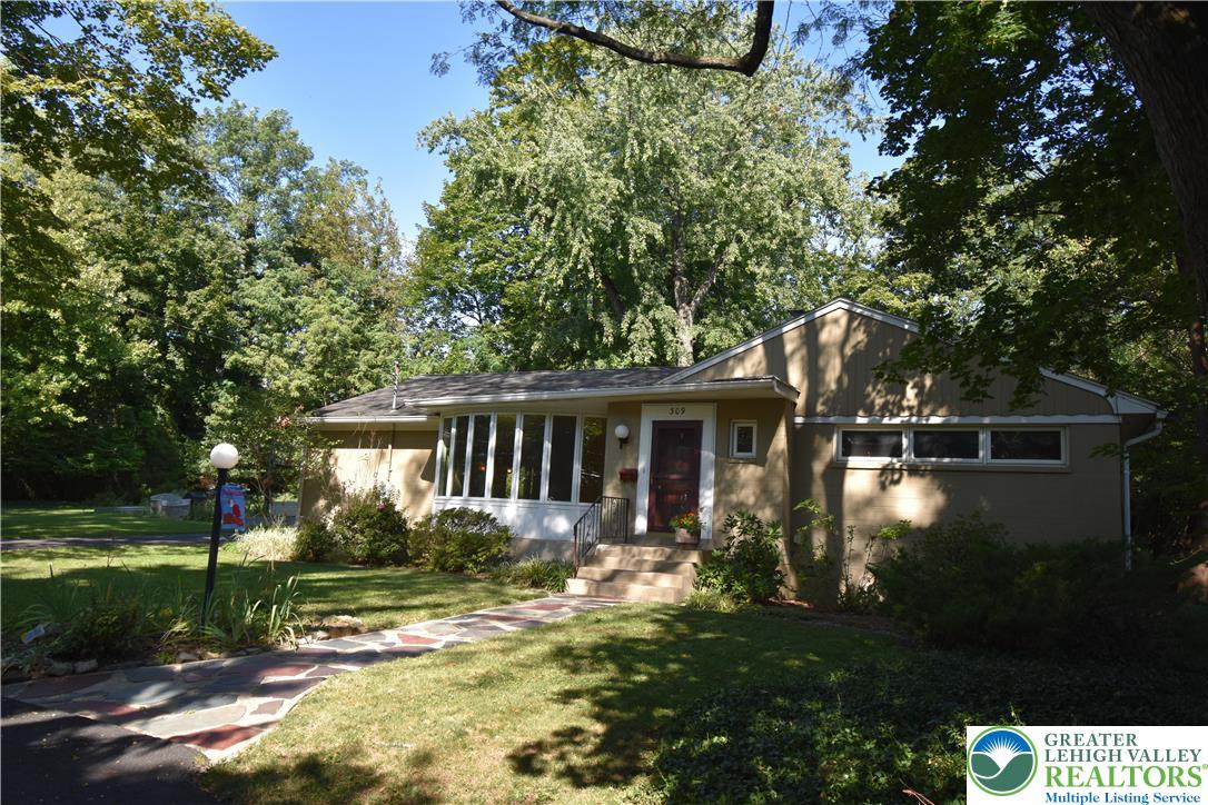 309 West Wayne Avenue