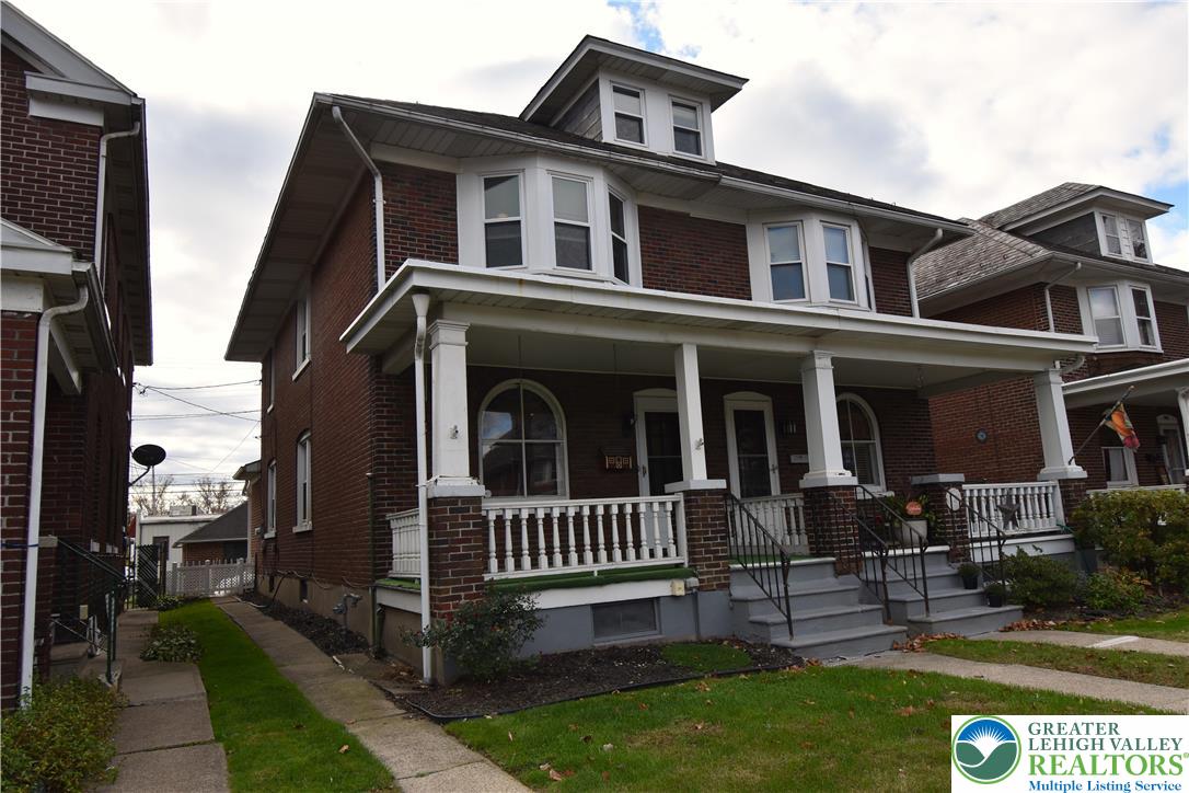 2232 Fairview Avenue
