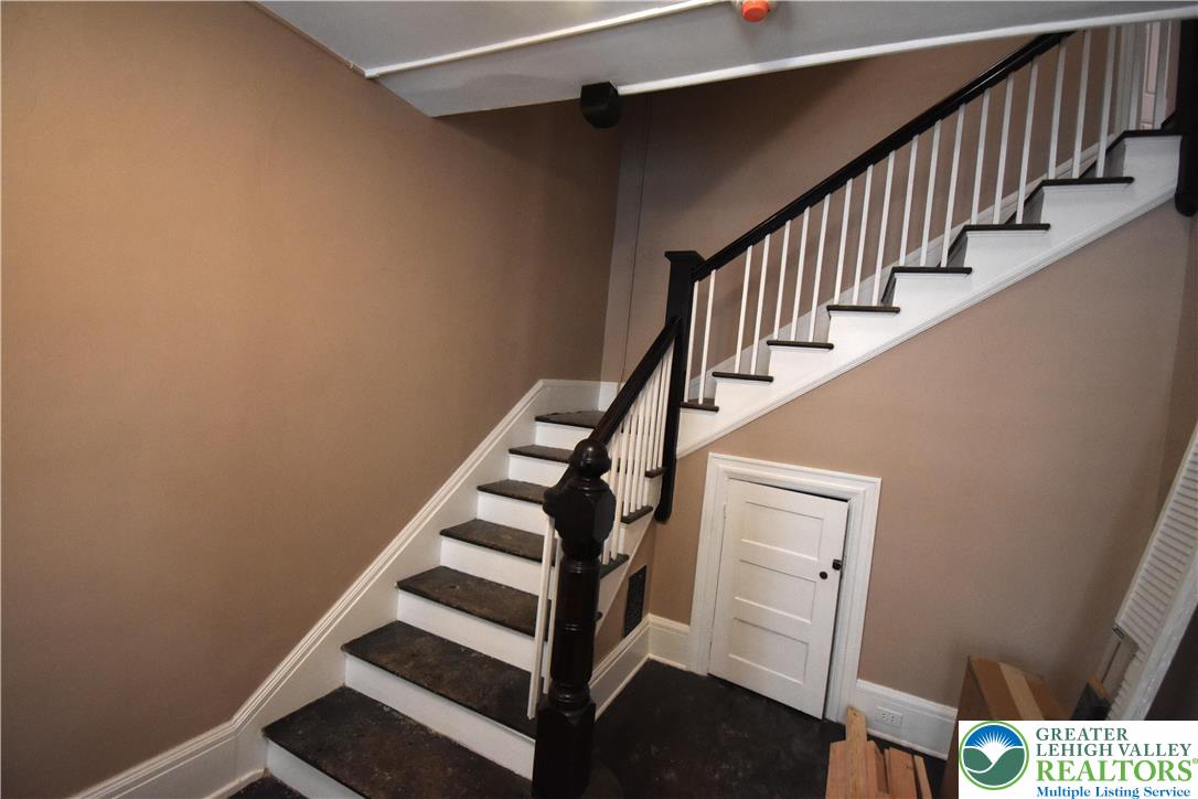 312 March Street 5
