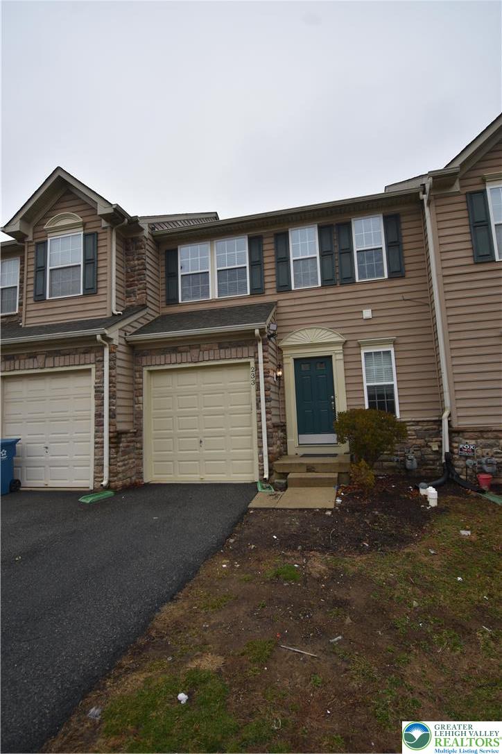 233 Auburn Drive