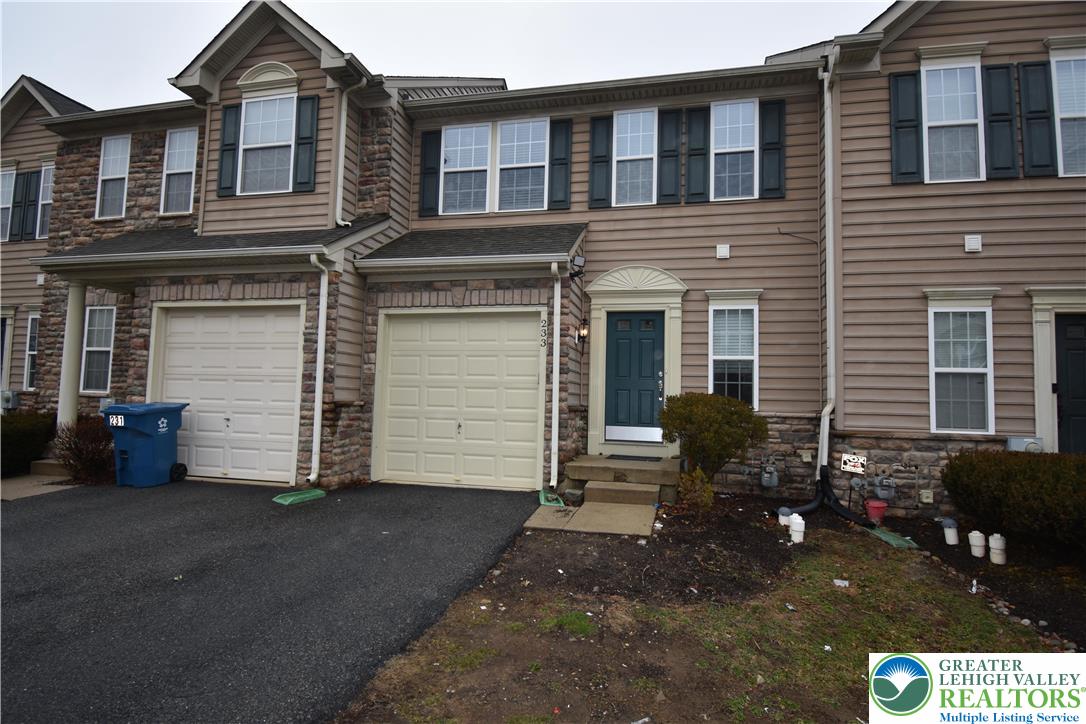 233 Auburn Drive