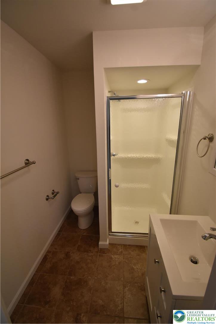 233 Auburn Drive