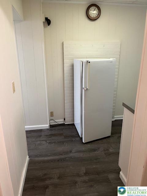 327 Cattell Street 1