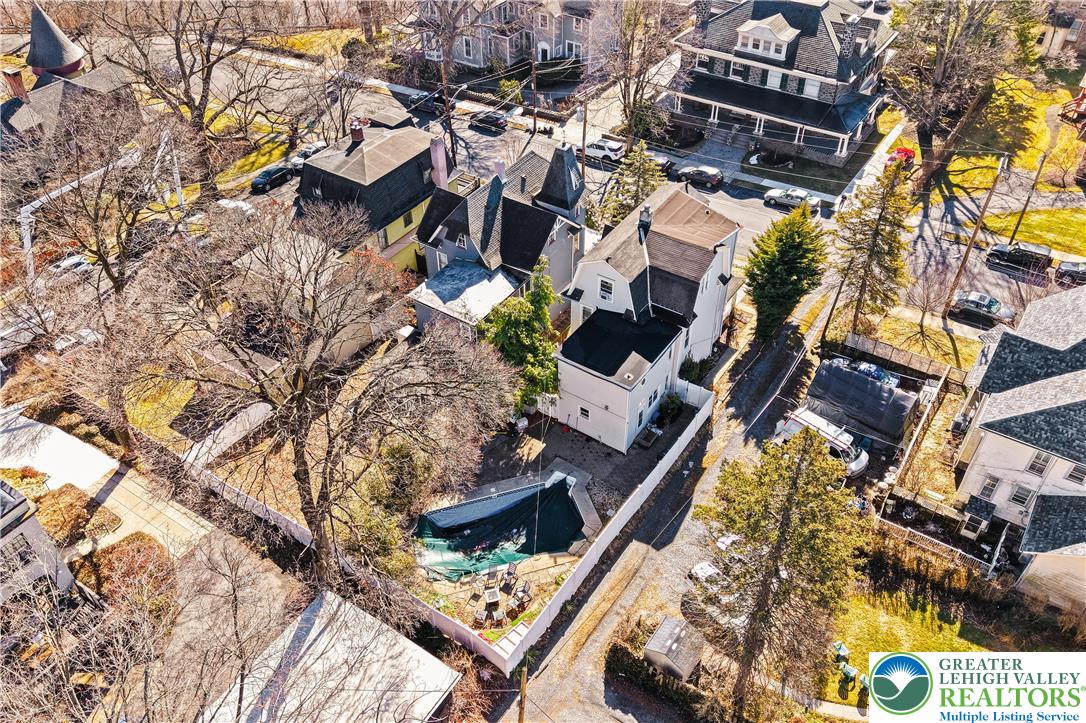 417 Clinton Terrace