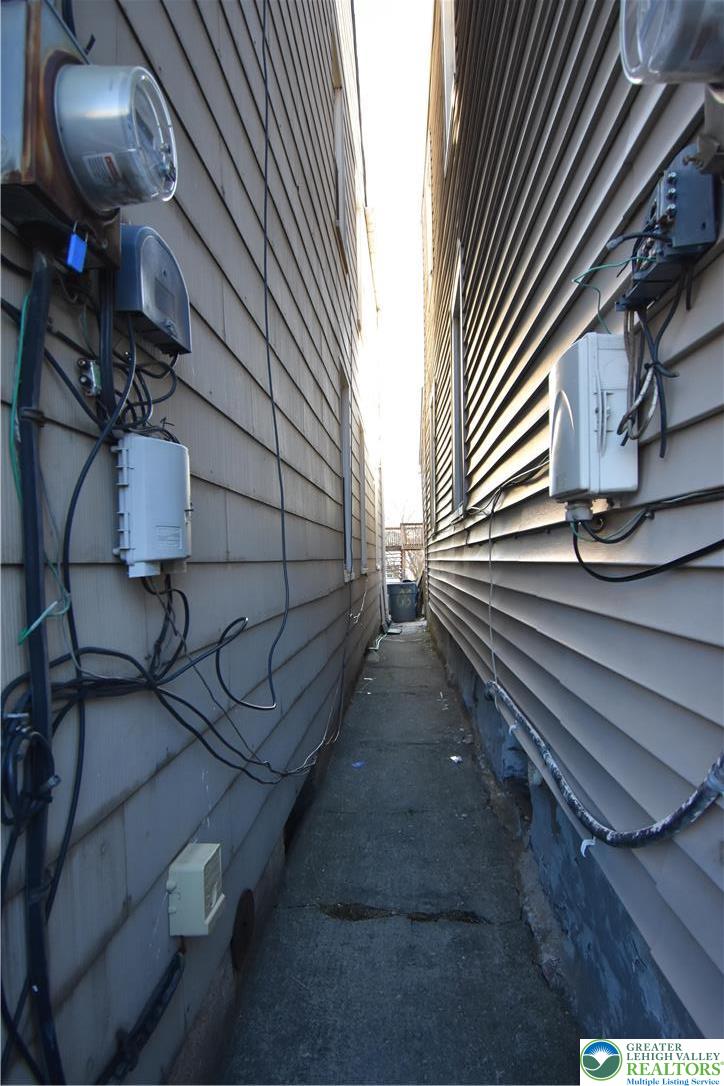 22 South Raspberry Street