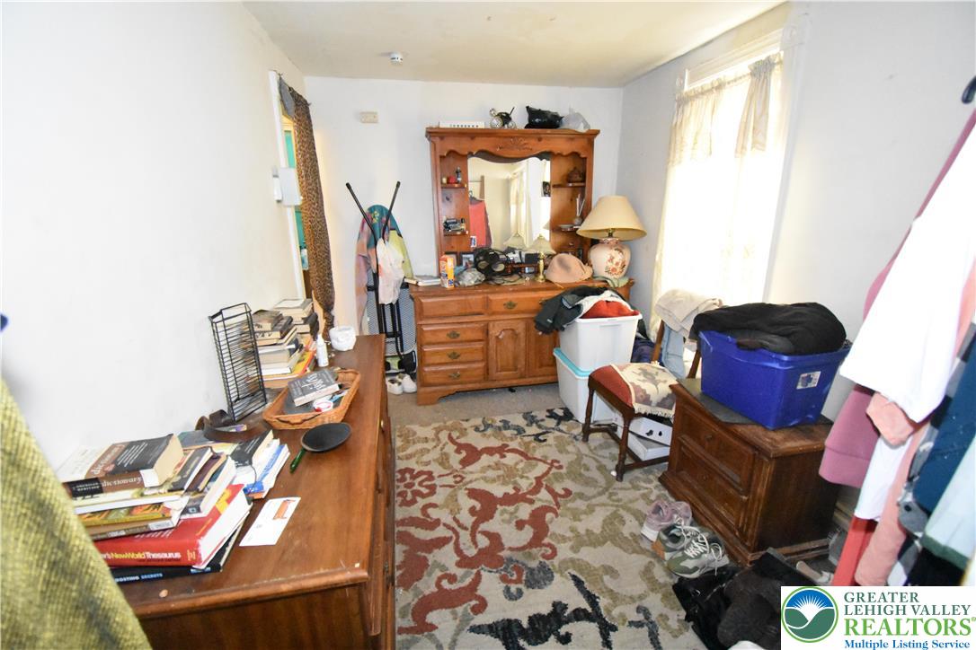 22 South Raspberry Street