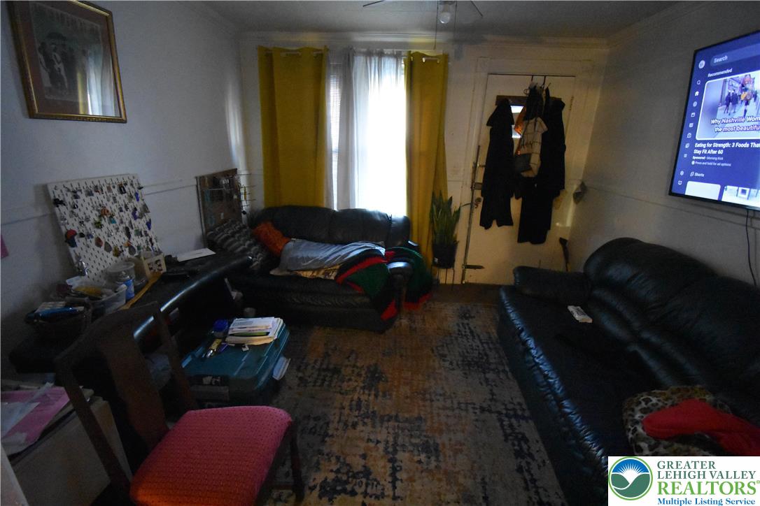 22 South Raspberry Street