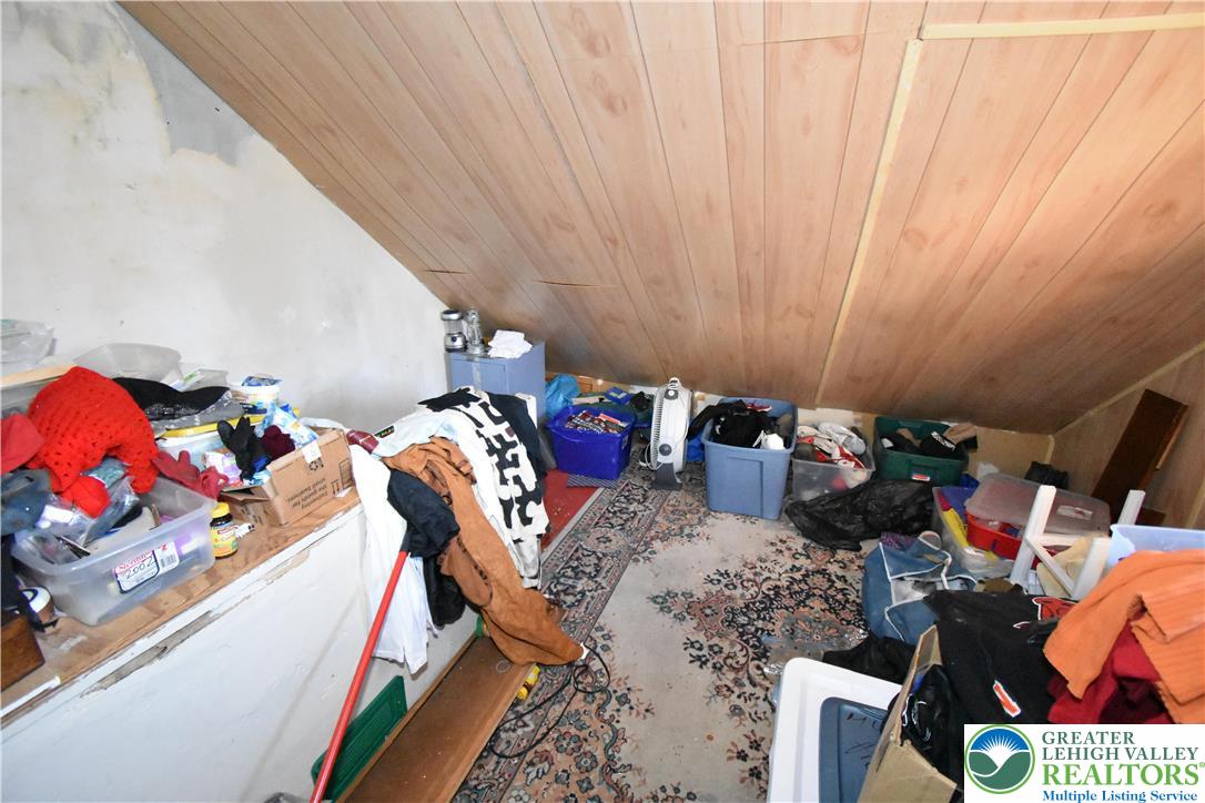 22 South Raspberry Street