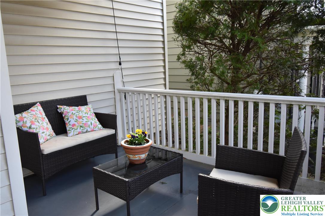 715 Coleman Street