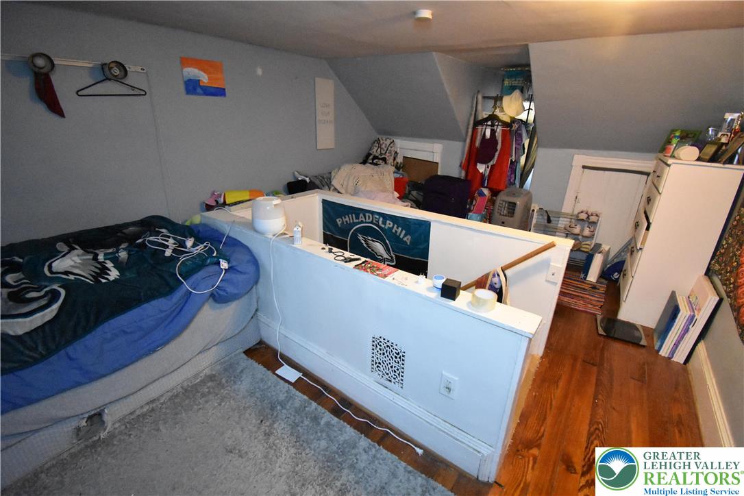 677 Sassafras Street