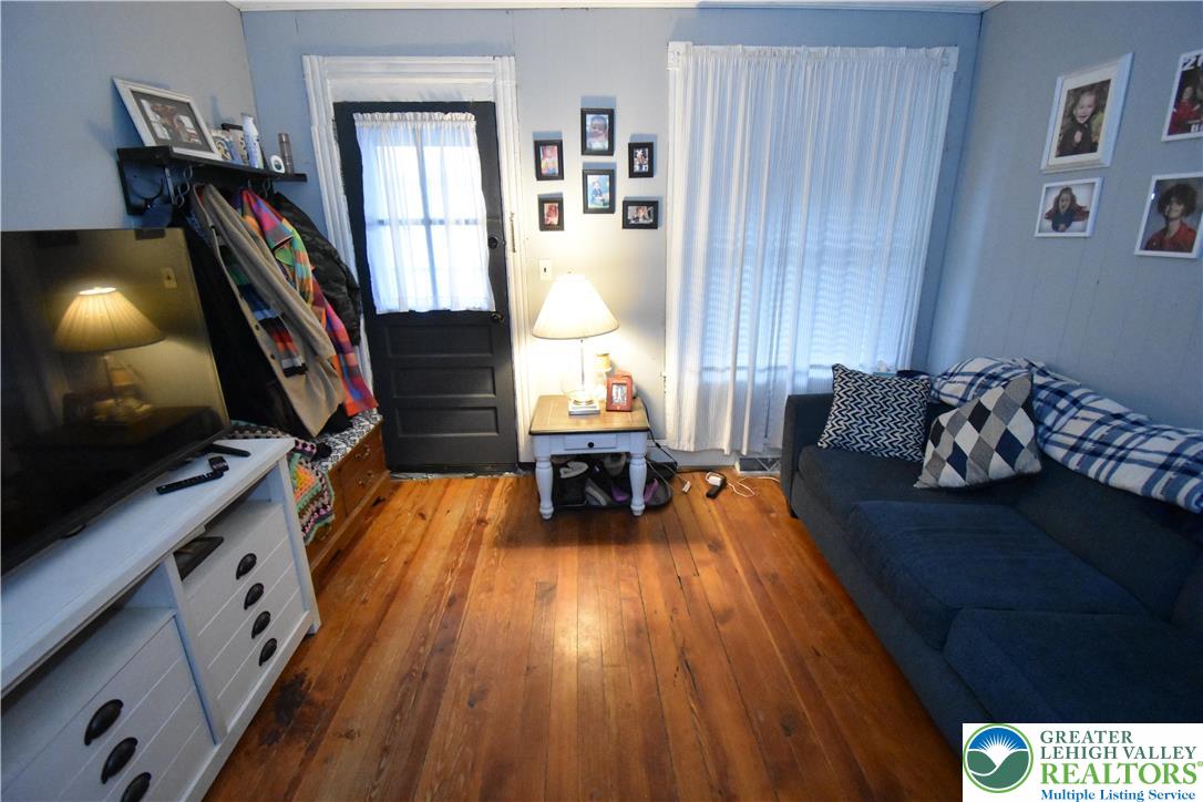 677 Sassafras Street