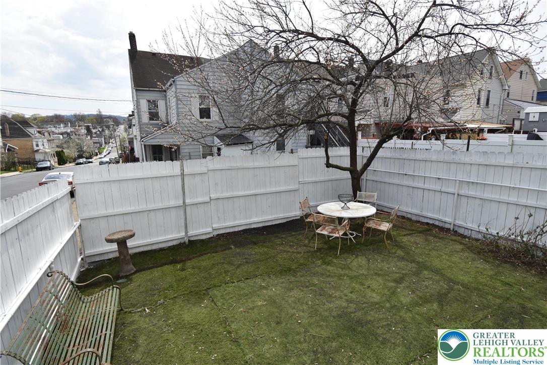 204 North 9th Street