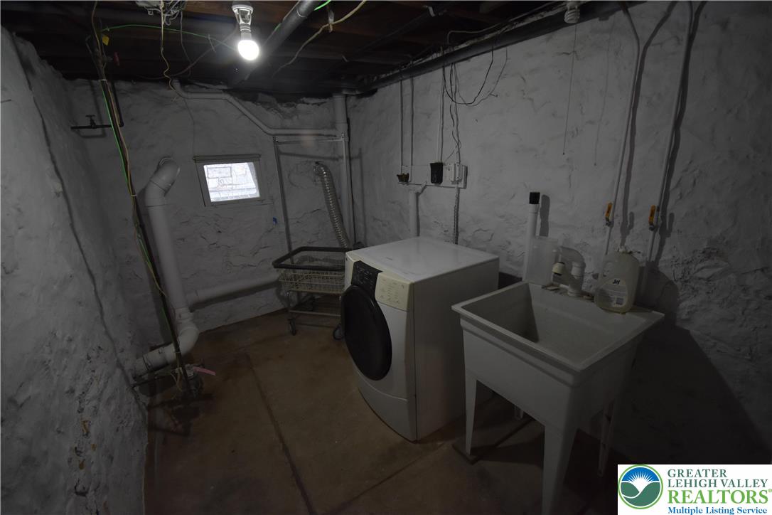 204 North 9th Street