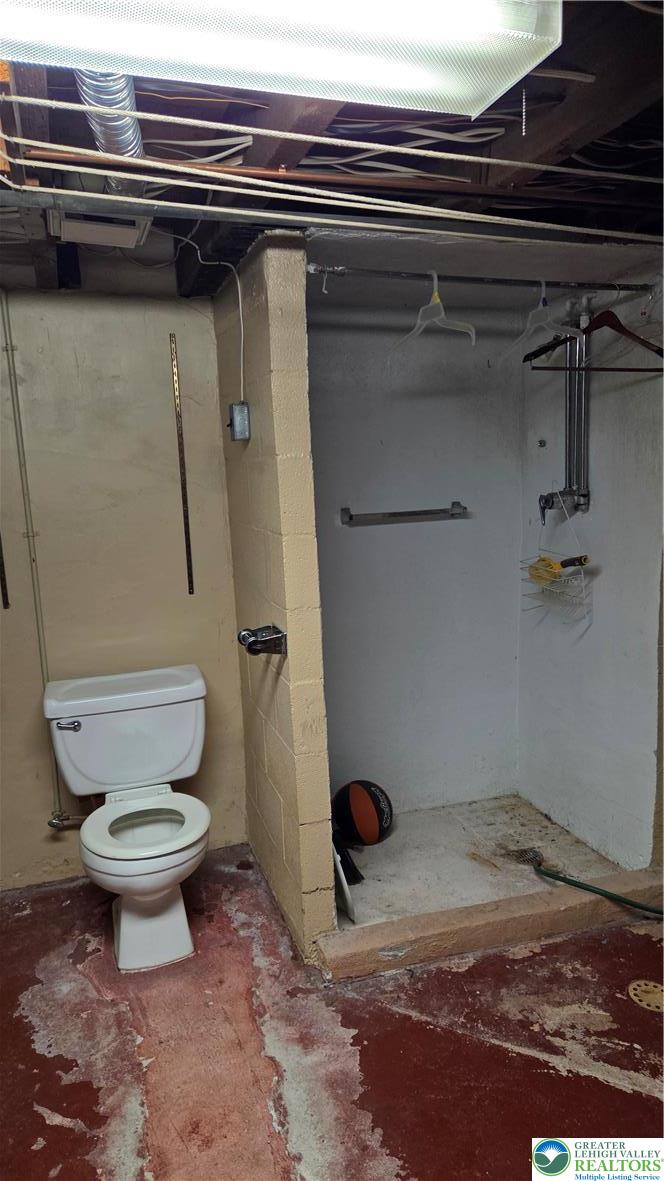 229 North Peach Street