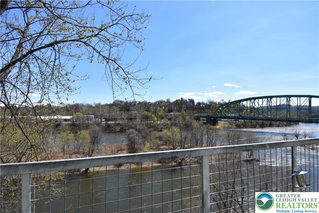 43 North Delaware Drive 3