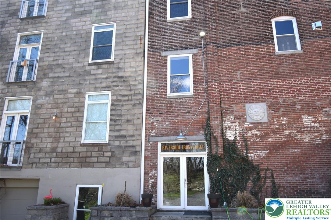 43 North Delaware Drive 3