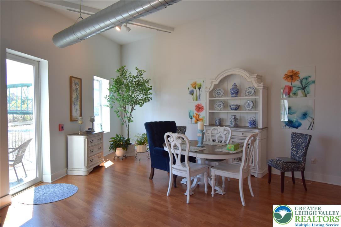 43 North Delaware Drive 3