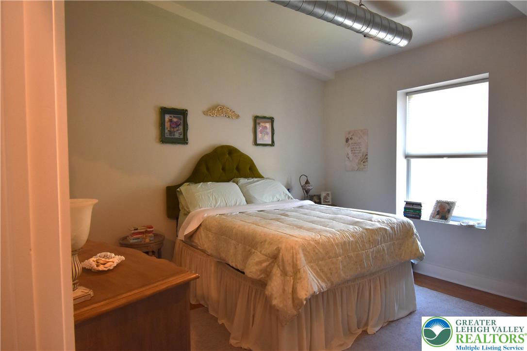 43 North Delaware Drive 3