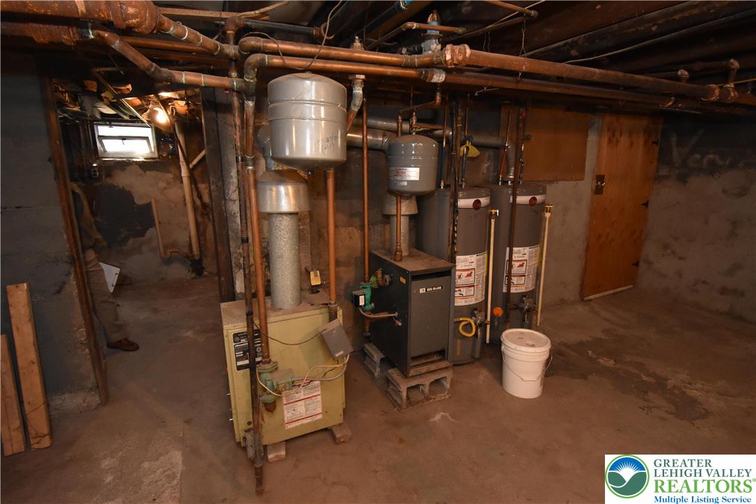 63 East Broad Street