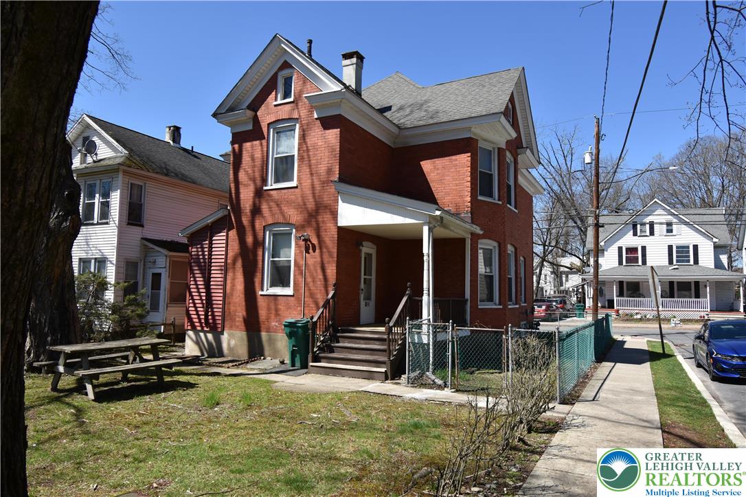 63 East Broad Street