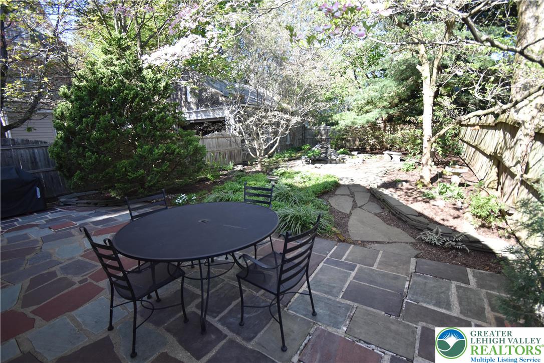 539 Porter Street