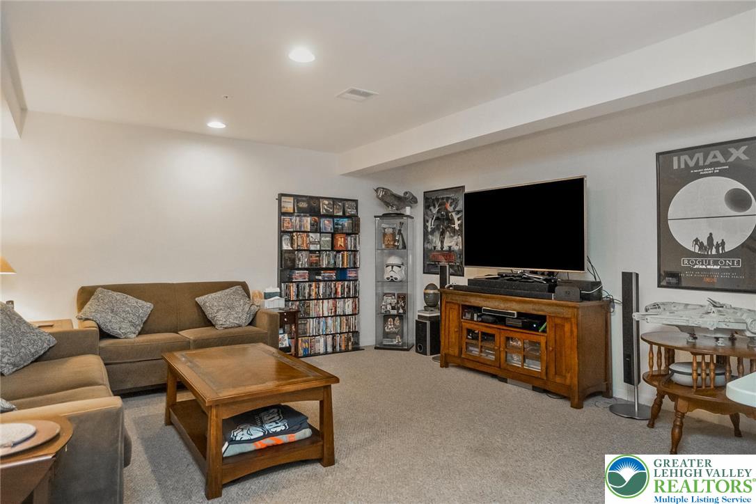 3362 Westminster Way