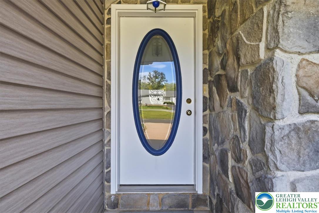 166 Regency Lane