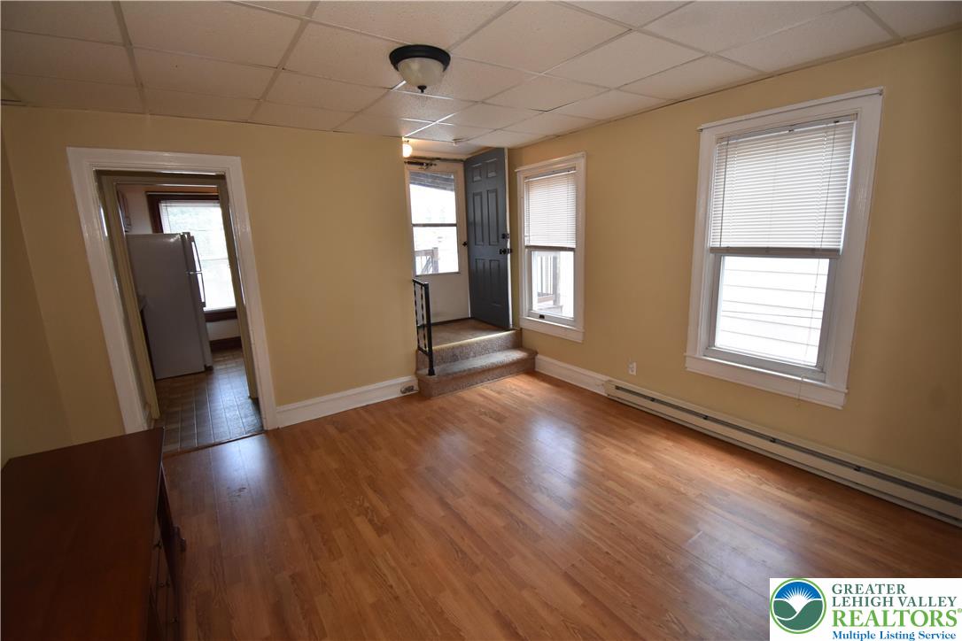215 Cattell Street 2nd Floor