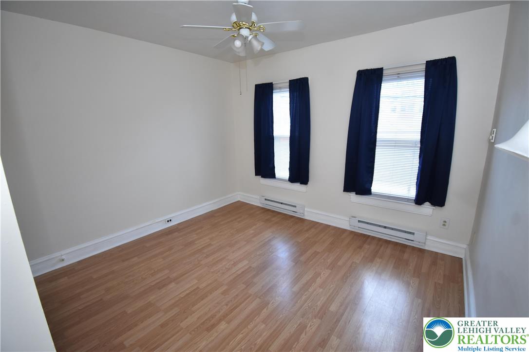 215 Cattell Street 2nd Floor