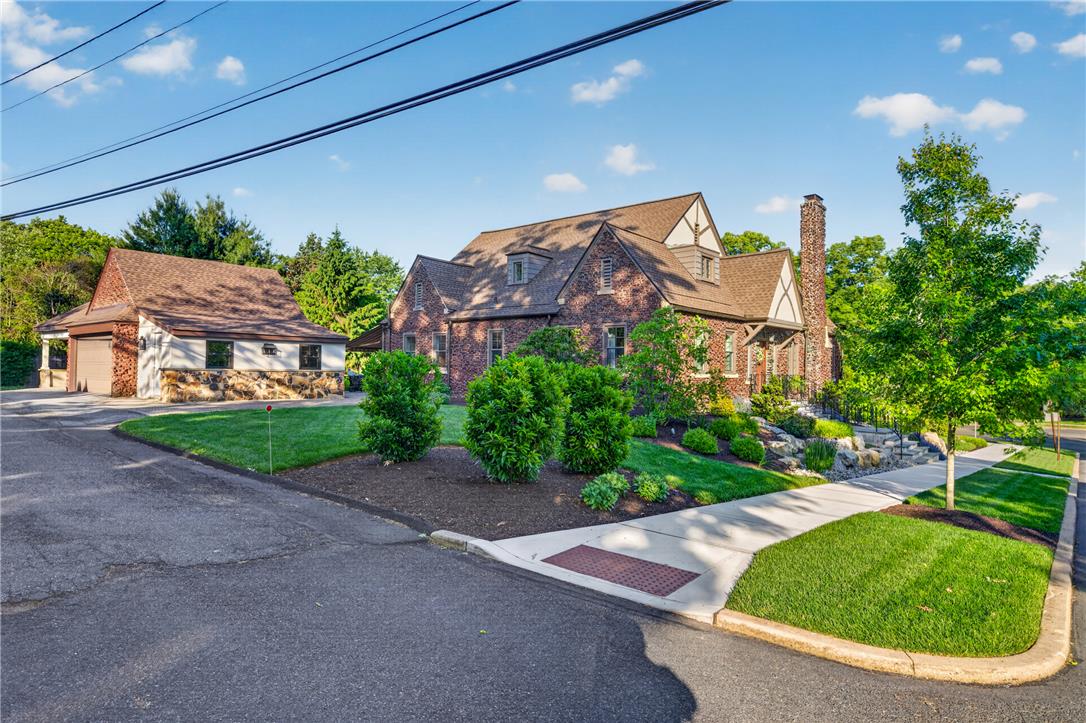 675 Edgeboro Boulevard