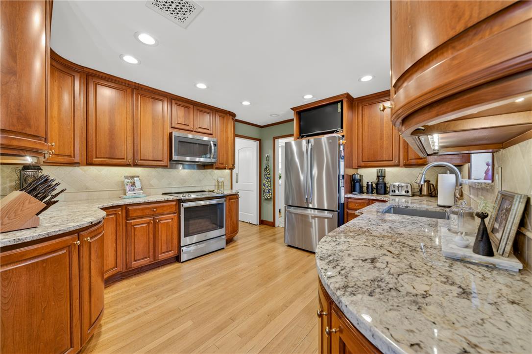 675 Edgeboro Boulevard