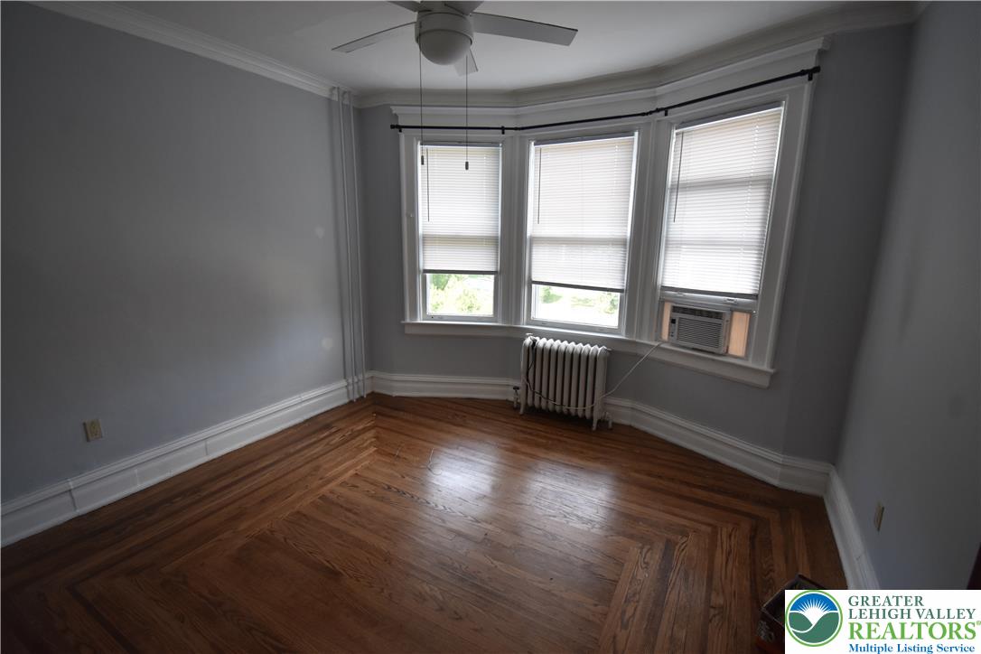 700 Hamilton Street 2