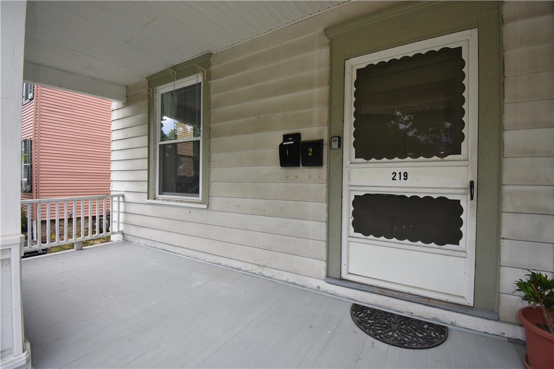 219 West Burke Street 2
