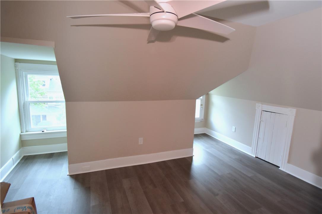 219 West Burke Street 2