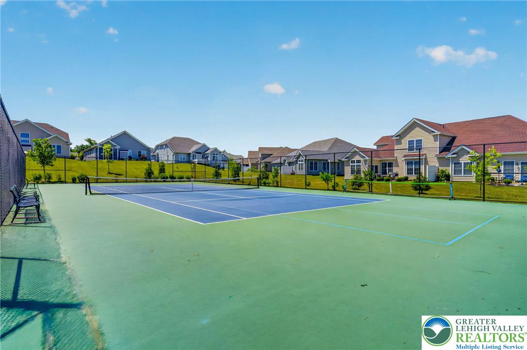 3943 Victors Way