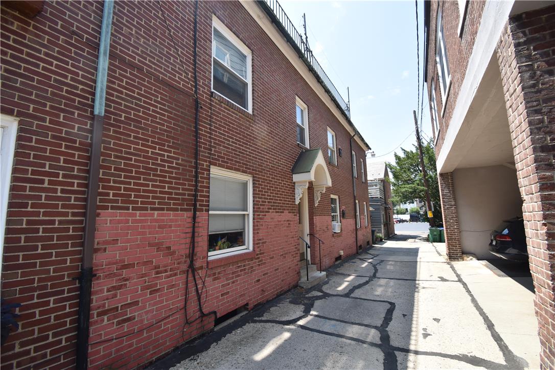 4 Bennett Court