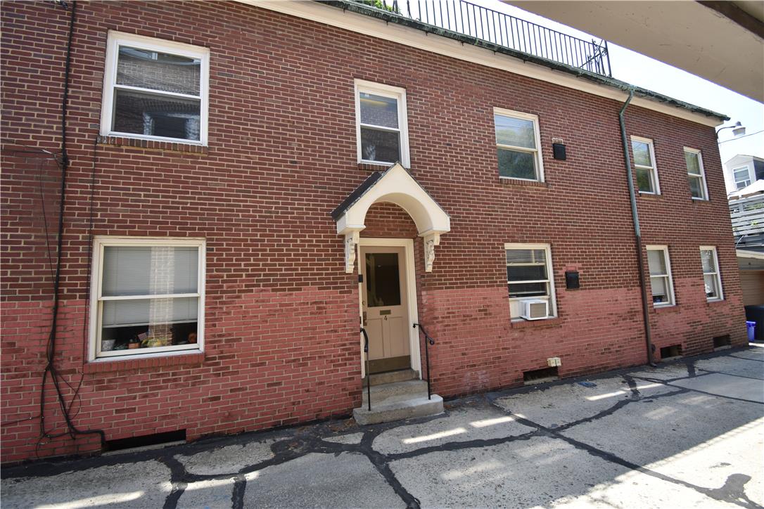 4 Bennett Court