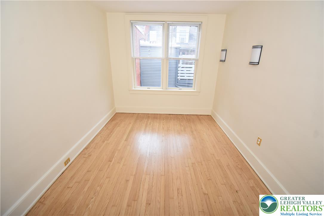 4 Bennett Court