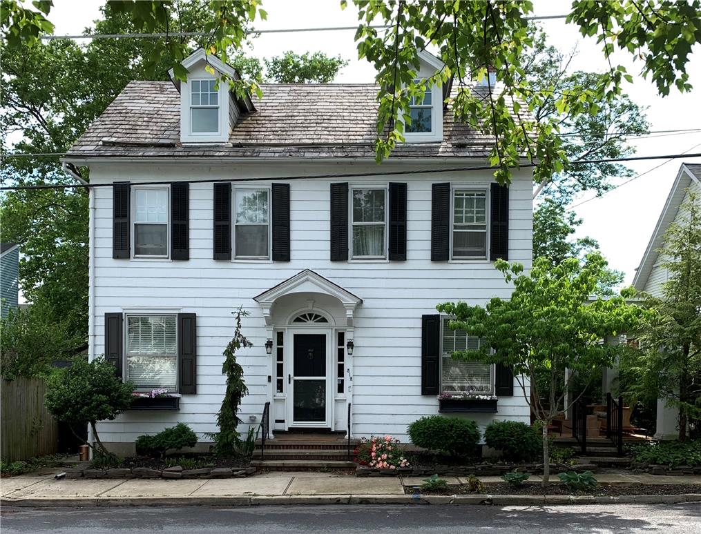 512 Porter Street