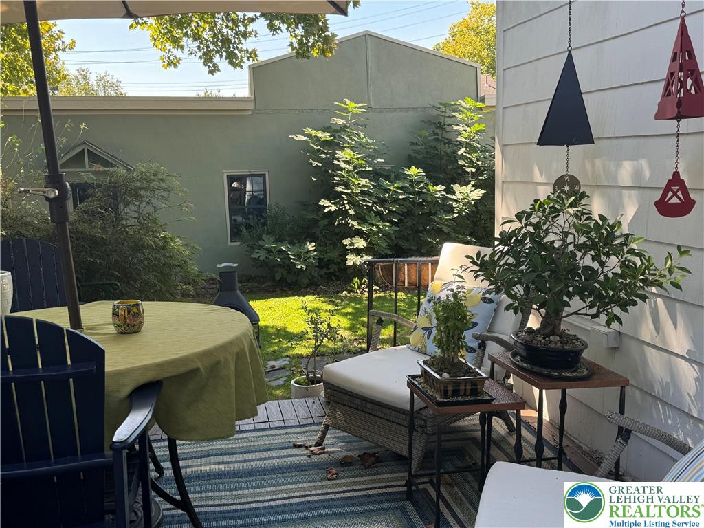 512 Porter Street