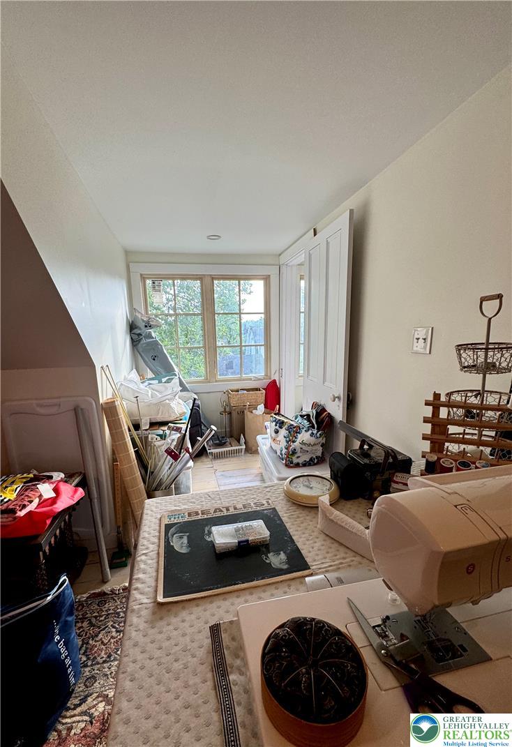 512 Porter Street