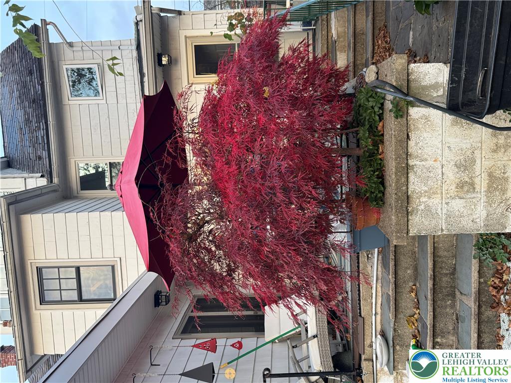 512 Porter Street