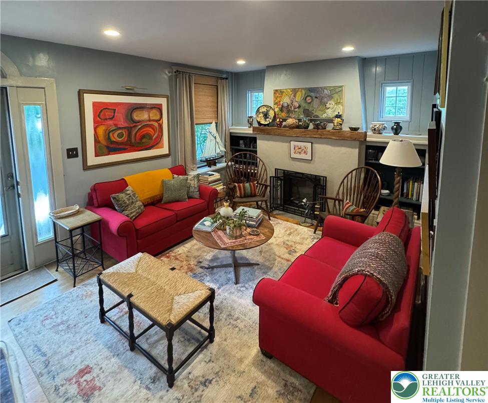 512 Porter Street