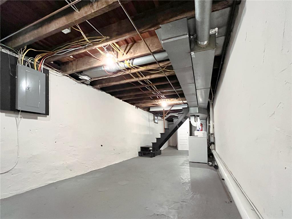708 Pardee Street