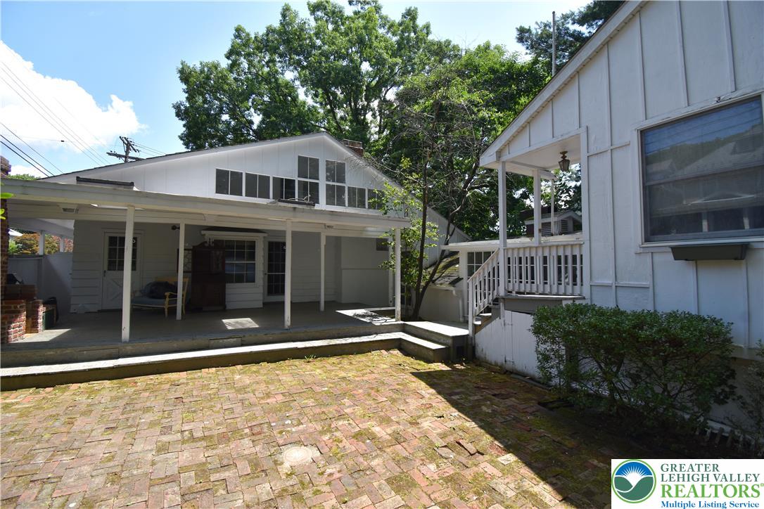24 East Plainfield Avenue