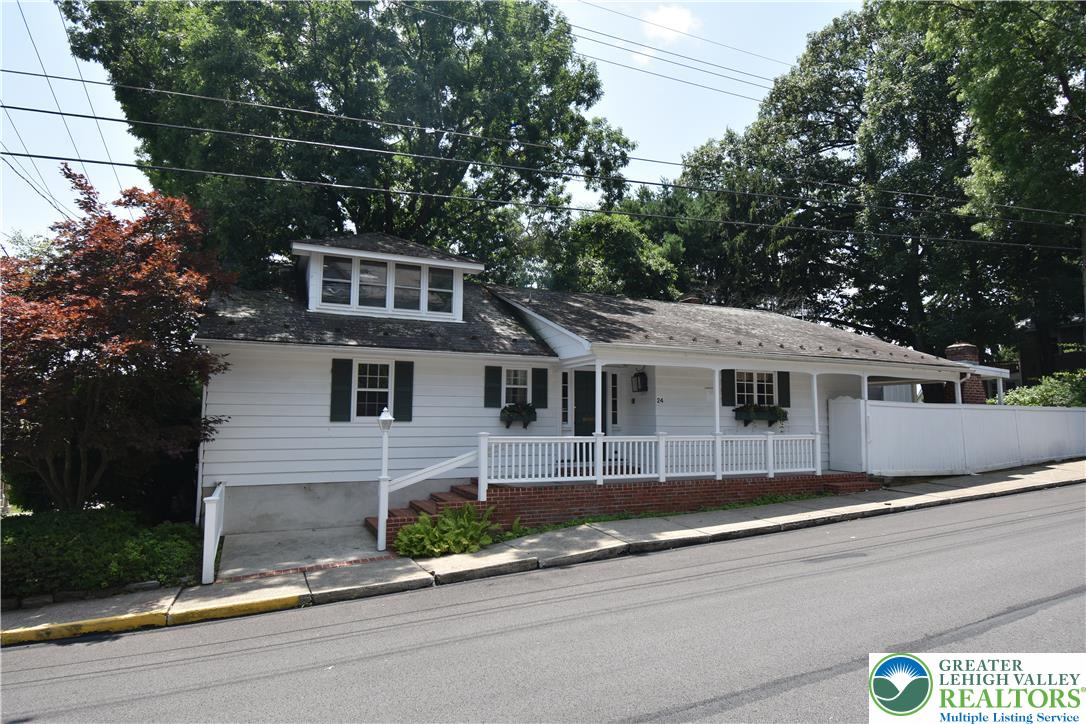 24 East Plainfield Avenue
