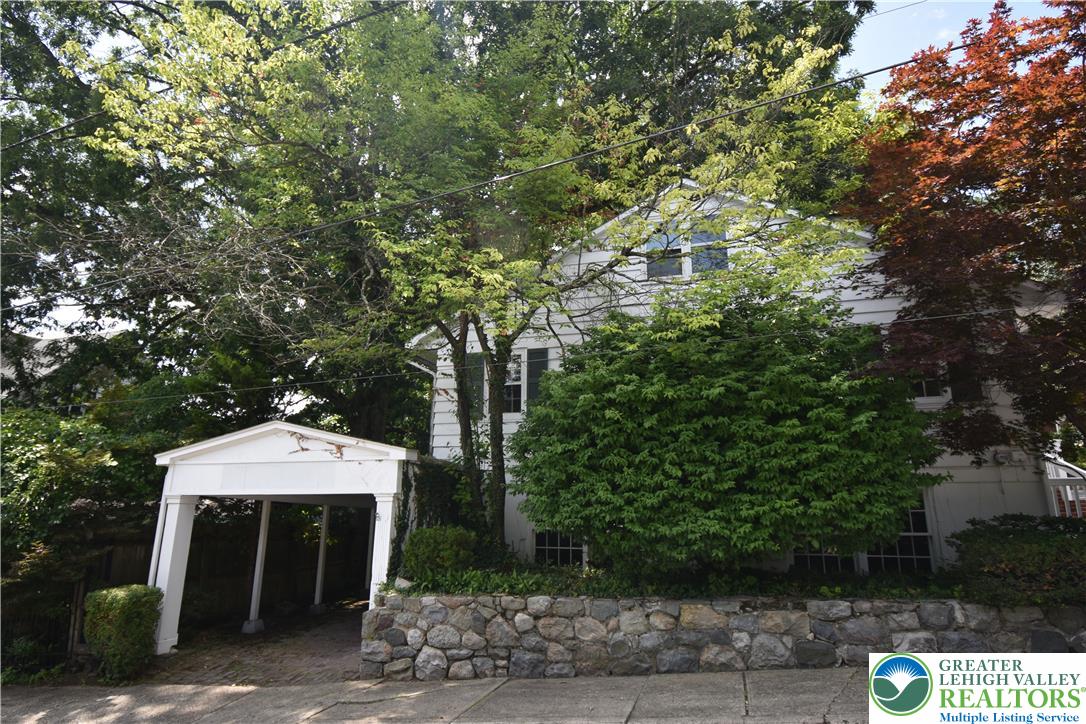 24 East Plainfield Avenue